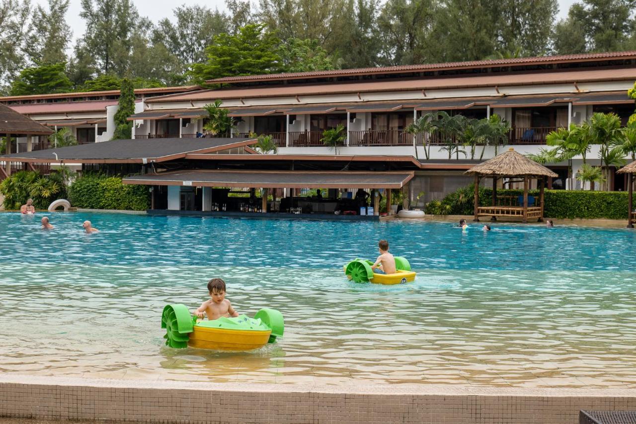 Arinara Beach Resort Phuket - Sha Extra Plus Bang Tao Beach  Exterior photo