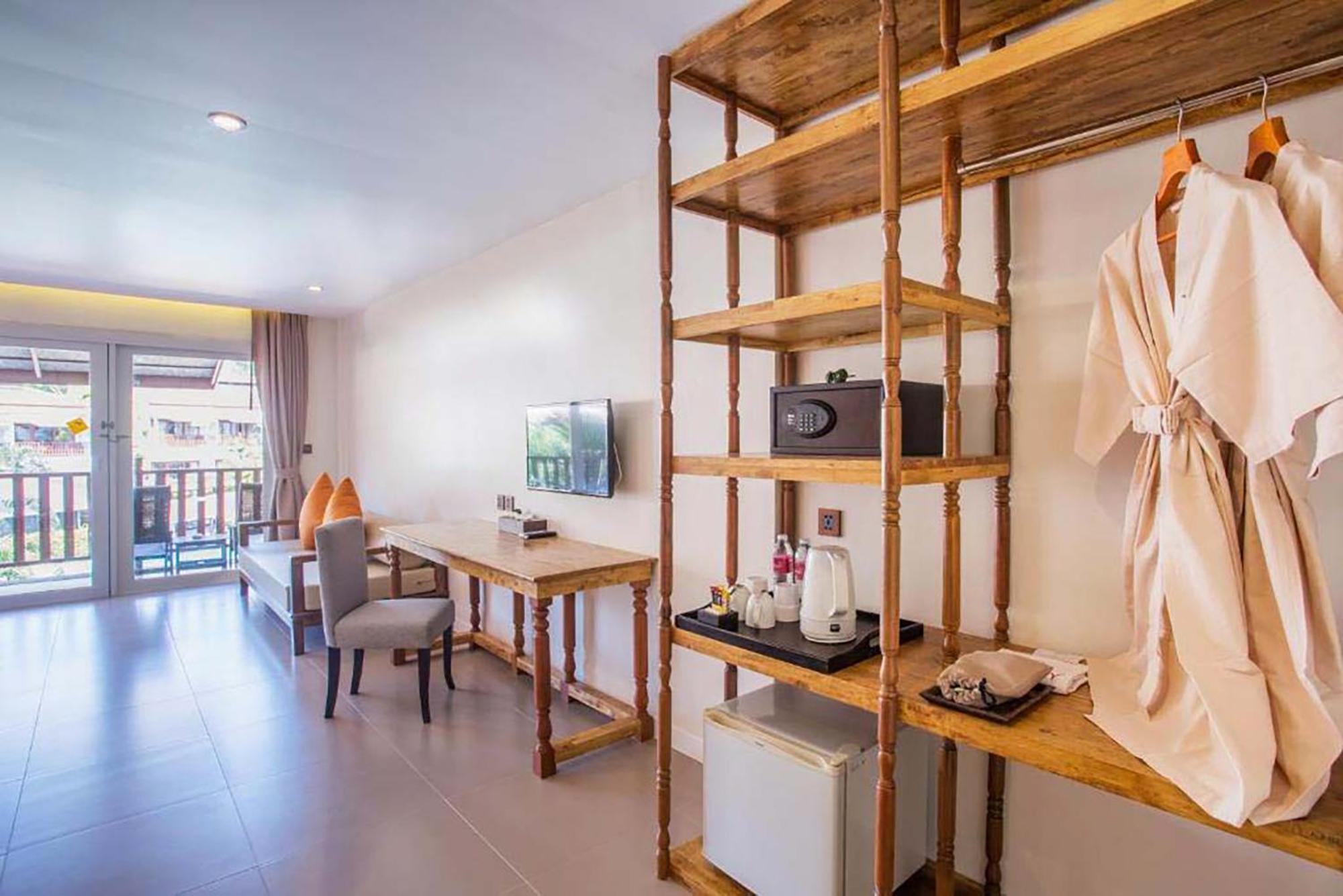 Arinara Beach Resort Phuket - Sha Extra Plus Bang Tao Beach  Room photo